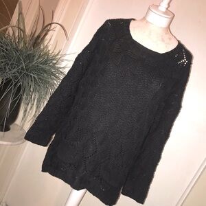 Black Knit Sweater w/2 Front Pockets